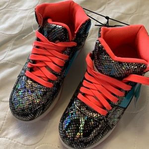 NEW Girls Stylish Tennis Shoes, High Tops, No Tags $17